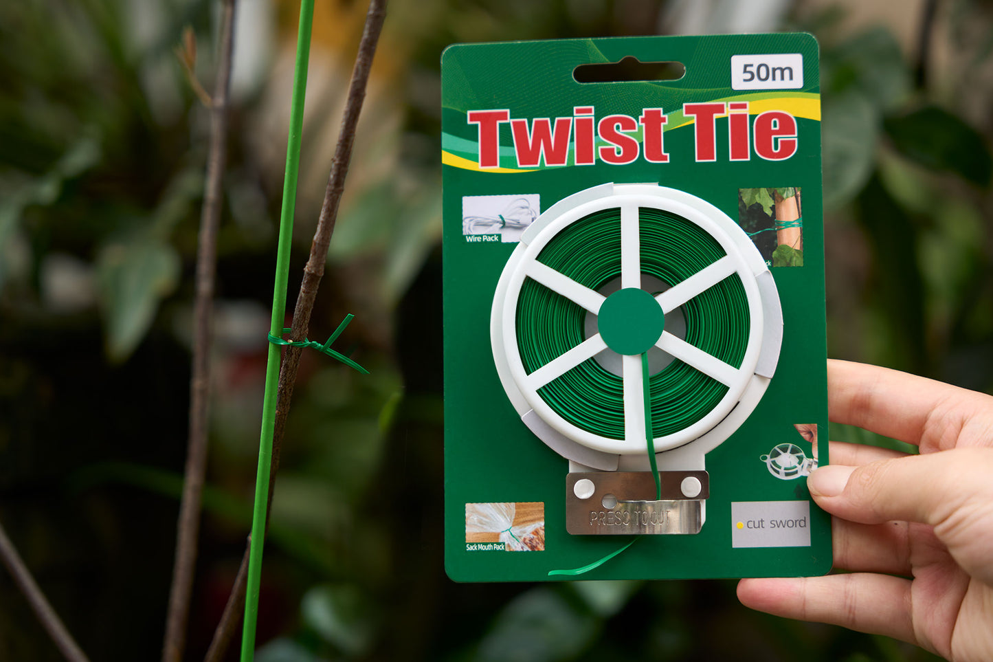 Garden Twist Tie with Cutter